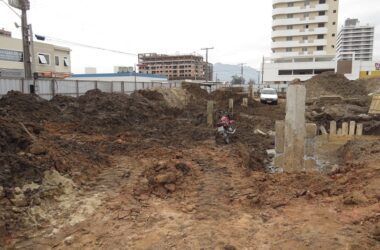 Empreendimento e Imovel - Aluga Loja e Sala Comercial Mobiliada em Palhoca